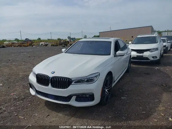 WBA7B0C56JG527269 2018 BMW 7ER - Image 2