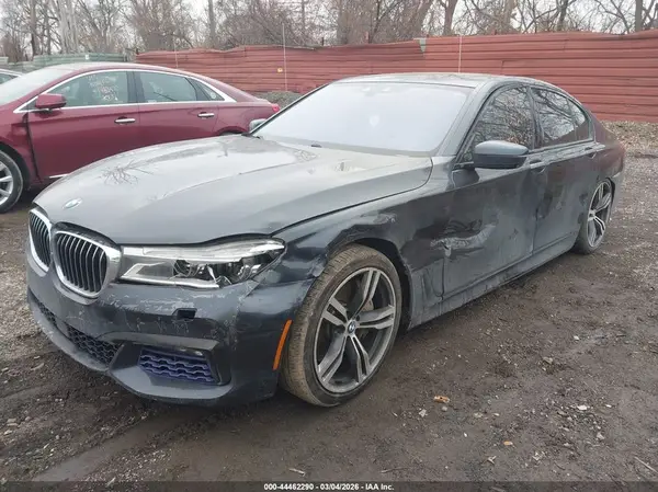 WBA7B0C59HG527003 2017 BMW 7ER - Image 2