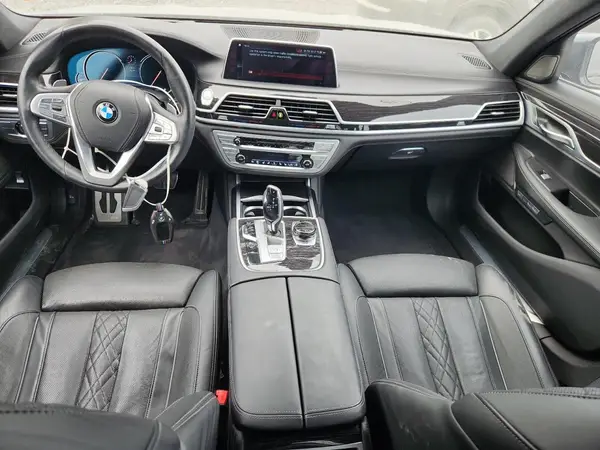 WBA7B0C59JG527315 2018 BMW 7ER - Image 8
