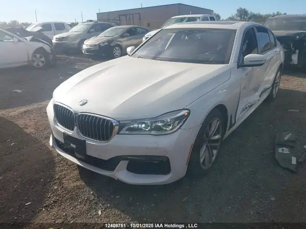 WBA7B0C5XHG527057 2017 BMW 7ER - Image 2