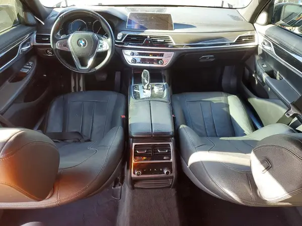 WBA7E2C31HG740853 2017 BMW 7ER - Image 8