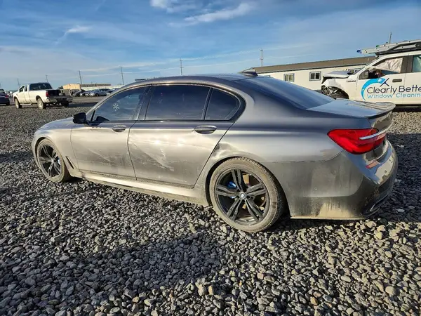 WBA7E2C32HG741154 2017 BMW 7ER - Image 2