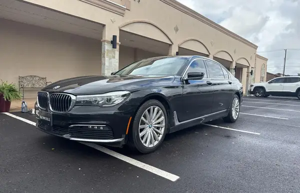 WBA7E2C32HG741395 2017 BMW 7ER - Image 2