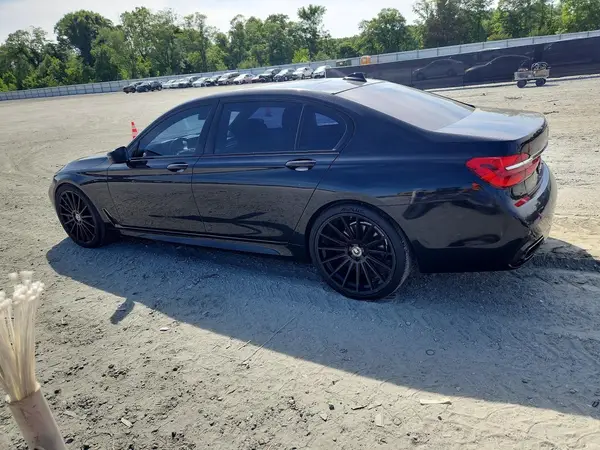 WBA7E2C33HG741003 2017 BMW 7ER - Image 2