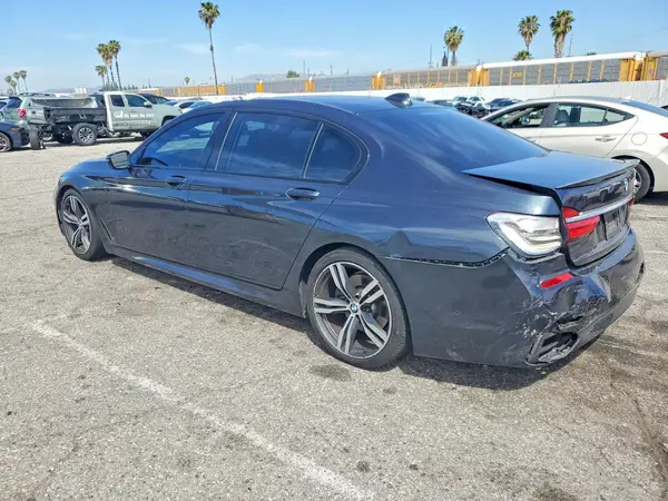 WBA7E2C34HG740832 2017 BMW 7ER - Image 2