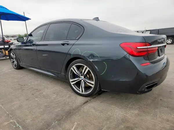 WBA7E2C34HG740975 2017 BMW 7ER - Image 2