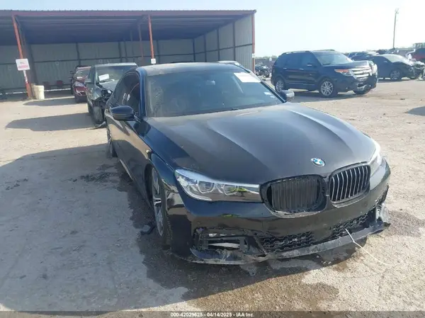 WBA7E2C36HG741092 2017 BMW 7ER - Image 1