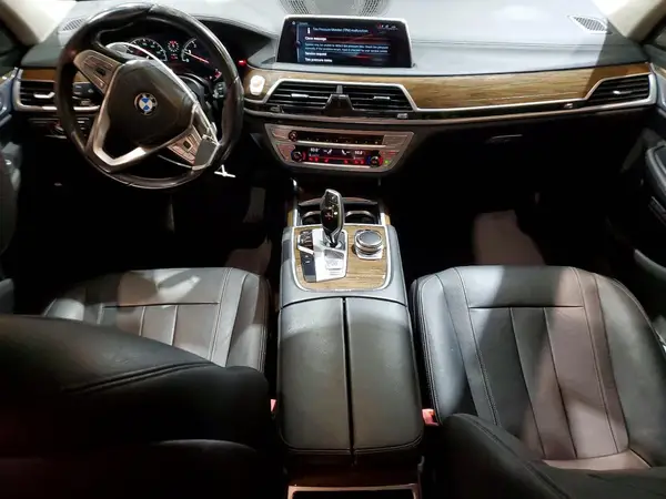 WBA7E2C36HG741125 2017 BMW 7ER - Image 8