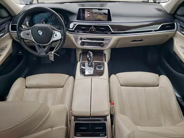 WBA7E2C38HG740705 2017 BMW 7ER - Image 8
