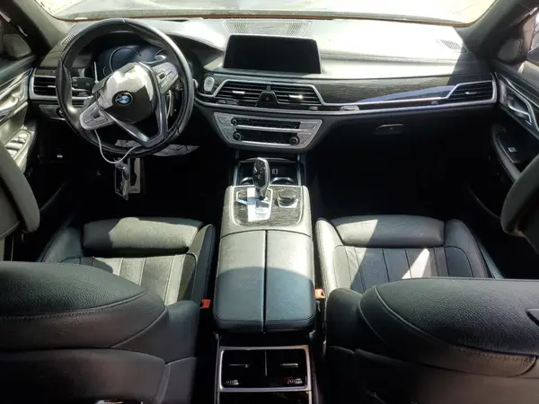 WBA7E2C38HG740803 2017 BMW 7ER - Image 8