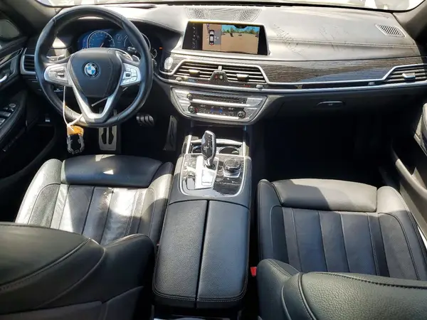 WBA7E2C38HG741451 2017 BMW 7ER - Image 8