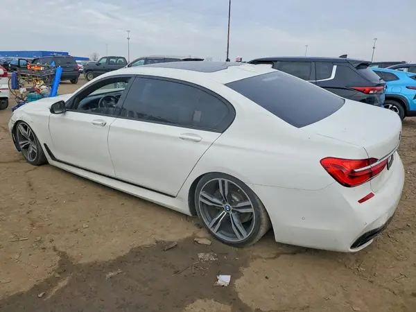 WBA7E2C39HG740616 2017 BMW 7ER - Image 2