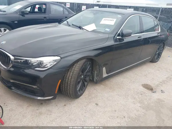 WBA7E2C50GG503948 2016 BMW 7ER - Image 2
