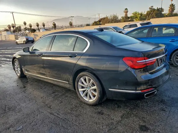 WBA7E2C50GG547545 2016 BMW 7ER - Image 2