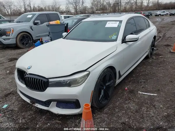 WBA7E2C50GG714647 2016 BMW 7ER - Image 2