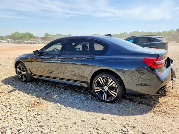 WBA7E2C50HG740036 2017 BMW 7ER - Image 2