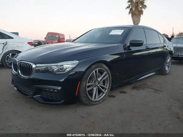 WBA7E2C50KB218124 2019 BMW 7ER - Image 2