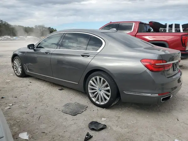 WBA7E2C50KB454532 2019 BMW 7ER - Image 2