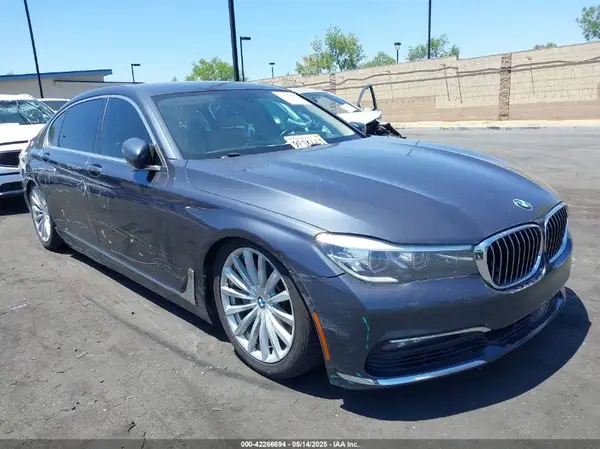 WBA7E2C51GG546677 2016 BMW 7ER - Image 1