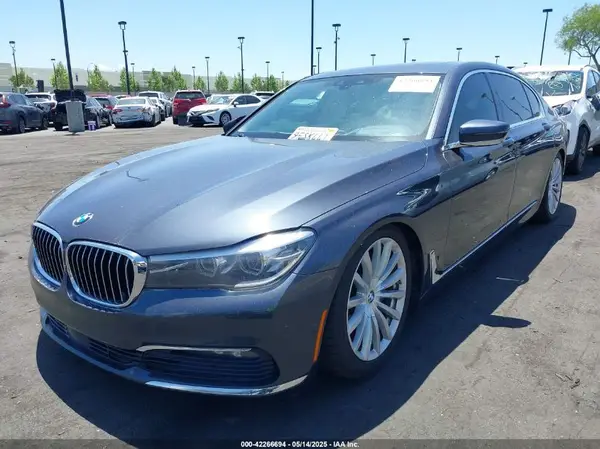 WBA7E2C51GG546677 2016 BMW 7ER - Image 2