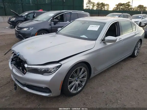 WBA7E2C51GG546792 2016 BMW 7ER - Image 2