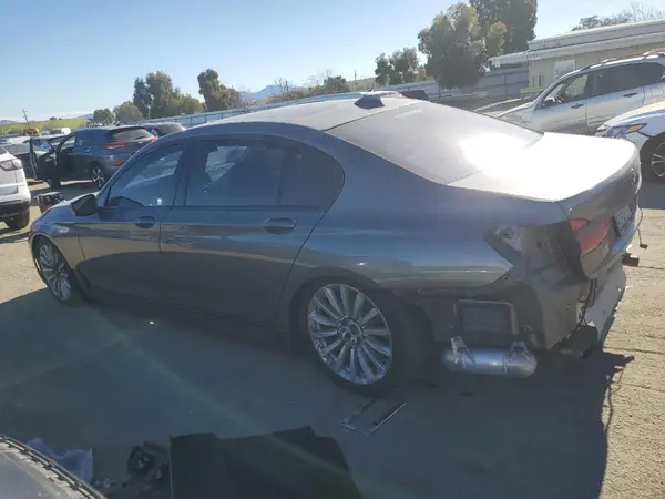WBA7E2C51GG738763 2016 BMW 7ER - Image 2