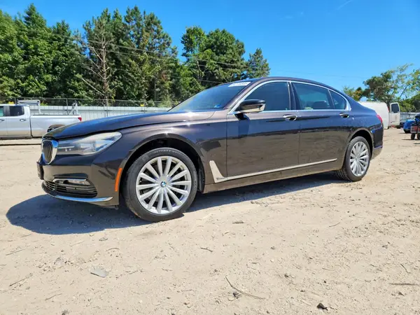 WBA7E2C51HG739395 2017 BMW 7ER - Image 1