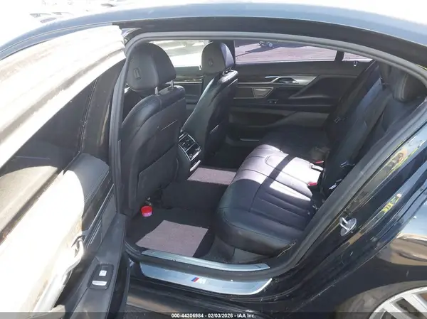 WBA7E2C51HG739820 2017 BMW 7ER - Image 8