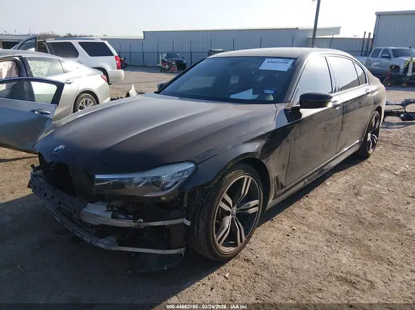 WBA7E2C51HG739994 2017 BMW 7ER - Image 2