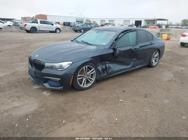 WBA7E2C51HG740224 2017 BMW 7ER - Image 2