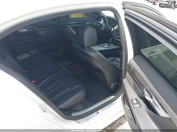 WBA7E2C51JB214999 2018 BMW 7ER - Image 8
