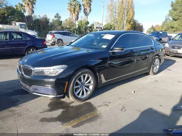 WBA7E2C51JG741492 2018 BMW 7ER - Image 2