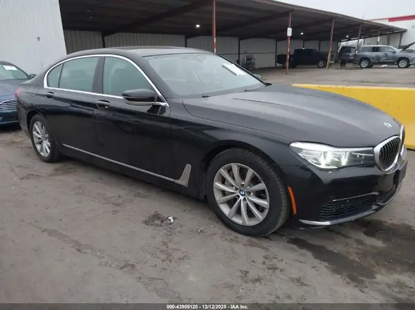 WBA7E2C51KB216544 2019 BMW 7ER - Image 1
