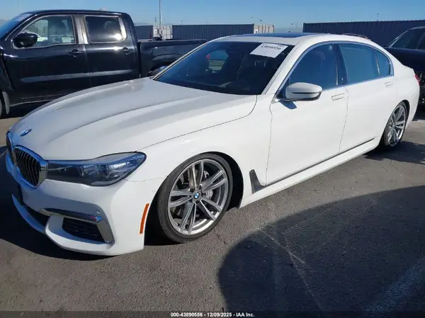 WBA7E2C52GG504583 2016 BMW 7ER - Image 2
