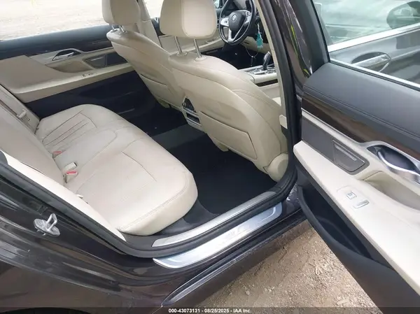 WBA7E2C52GG547949 2016 BMW 7ER - Image 8