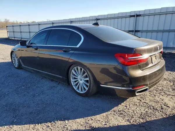 WBA7E2C52GG548096 2016 BMW 7ER - Image 2