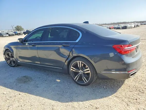 WBA7E2C52GG738996 2016 BMW 7ER - Image 2