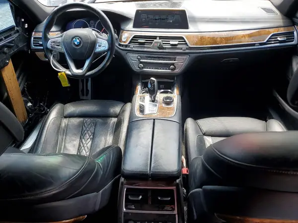 WBA7E2C52HG740376 2017 BMW 7ER - Image 8