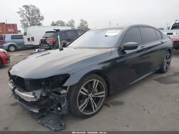 WBA7E2C52JG741730 2018 BMW 7ER - Image 2