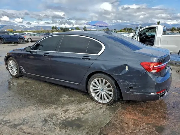 WBA7E2C52JG742635 2018 BMW 7ER - Image 2