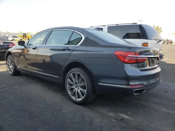 WBA7E2C52KB217153 2019 BMW 7ER - Image 2