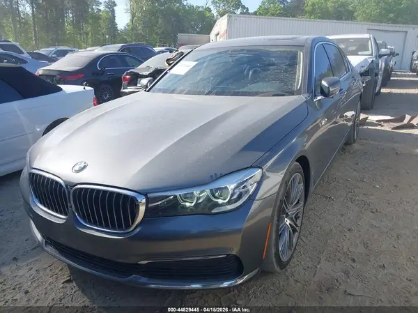 WBA7E2C52KB454841 2019 BMW 7ER - Image 2