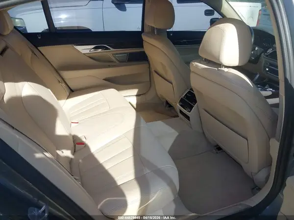 WBA7E2C52KB454841 2019 BMW 7ER - Image 8