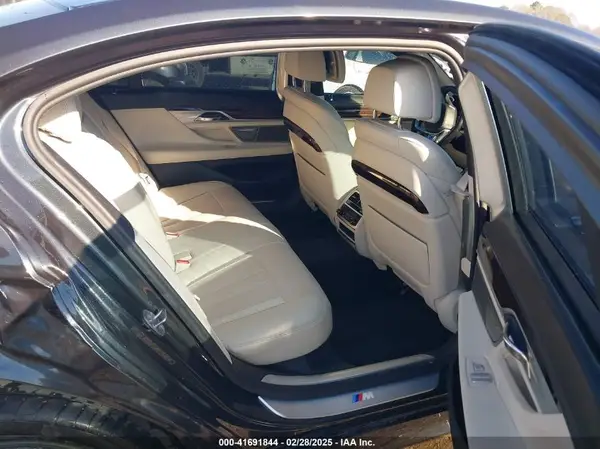 WBA7E2C53GG547930 2016 BMW 7ER - Image 8