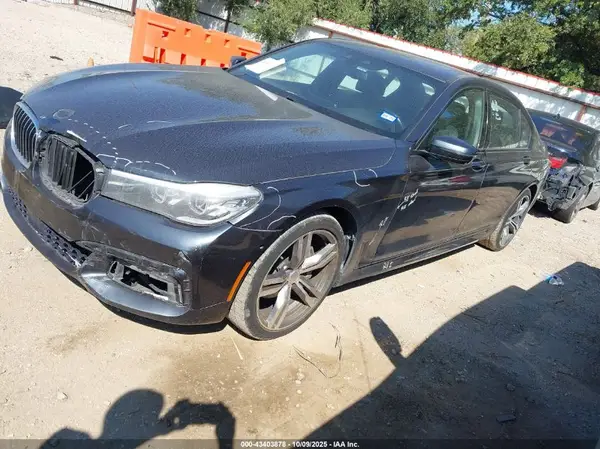 WBA7E2C53GG548043 2016 BMW 7ER - Image 2