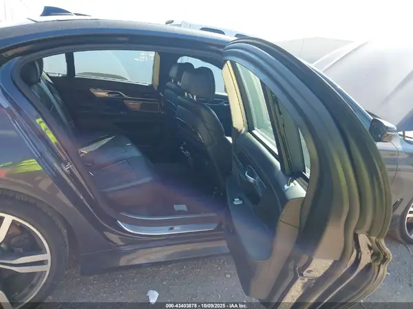 WBA7E2C53GG548043 2016 BMW 7ER - Image 8
