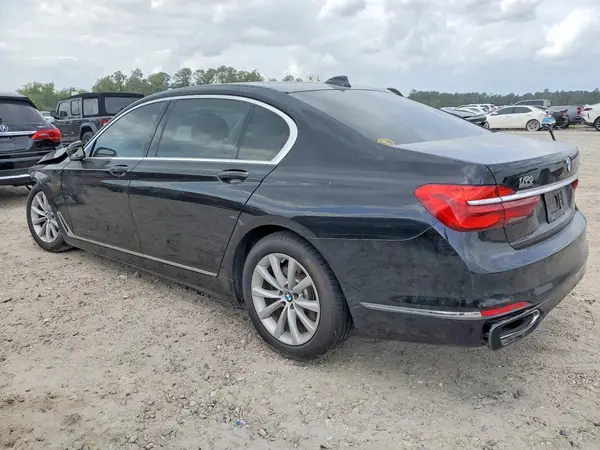WBA7E2C53HG740175 2017 BMW 7ER - Image 2