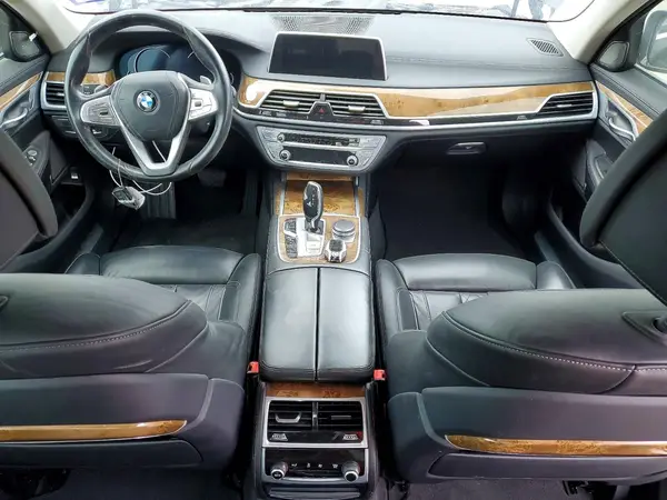 WBA7E2C53HG740175 2017 BMW 7ER - Image 8