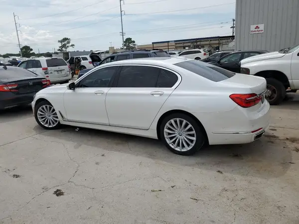 WBA7E2C53JB216348 2018 BMW 7ER - Image 2