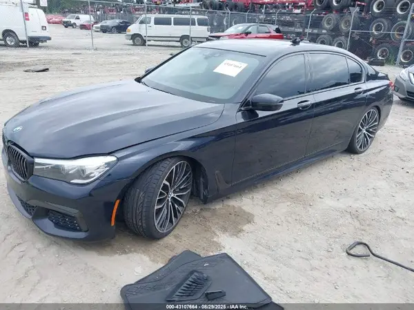 WBA7E2C53KB217064 2019 BMW 7ER - Image 2